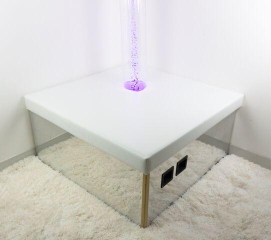 Corner Mirrored Podium 36" Corner Mirrored Podium 36"
